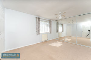 Bedroom- click for photo gallery